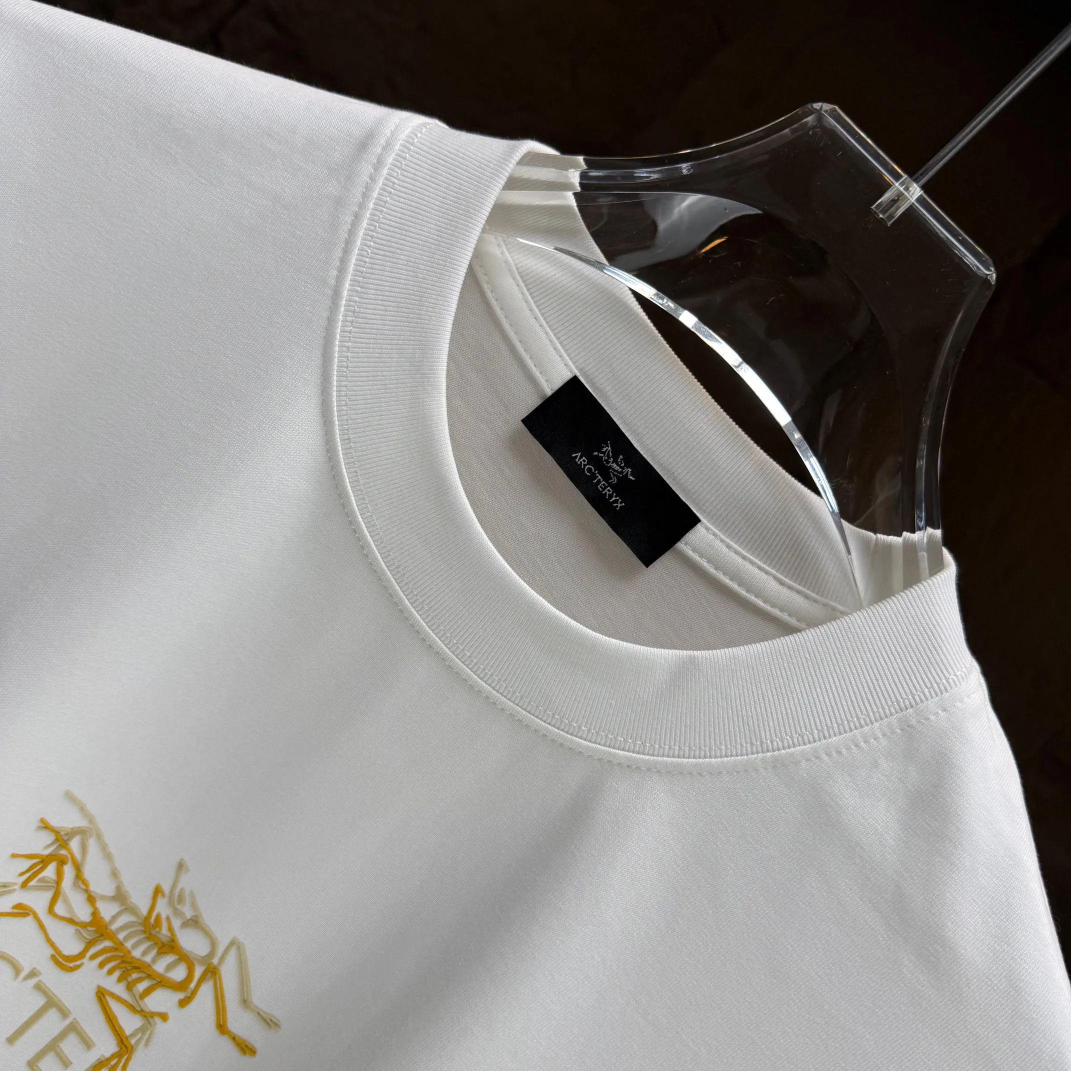 ARC 2025 New Arrival T logo ：Black White Sizes：S M L XL